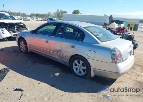 2002 Nissan Altima 2.5 S из США, поврежденный, VIN 1N4AL11E22C209792